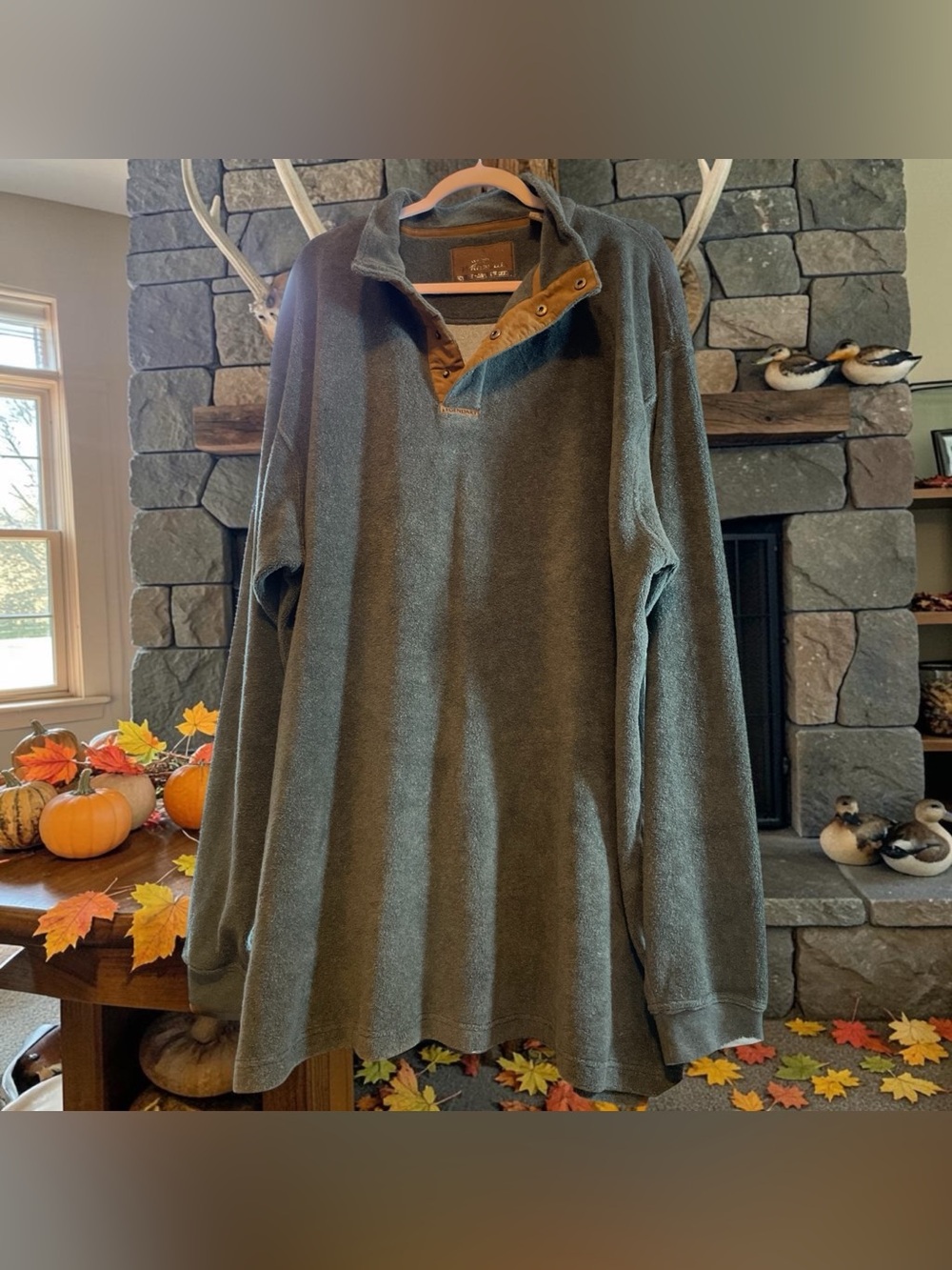 Legendary Whitetails Olive Green Men’s Fleece Pullover with Brown Trim